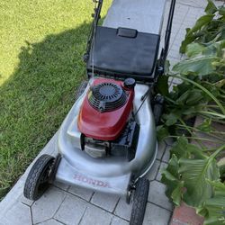Honda Lawnmower 
