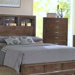 Walnut 5PC Bedroom Group