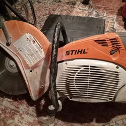 2 STIHL Cutquik Cut-Off Saw
/ TS 700 & TS 800