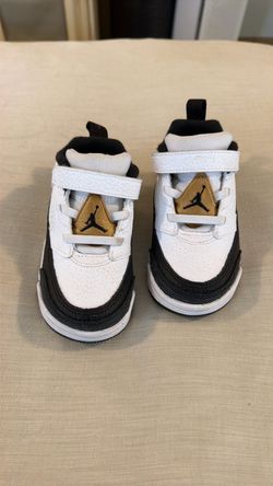 Toddler Jordans size 8