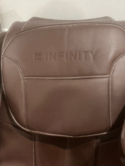 Infinity massage chair