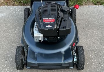 Commercial Troy-Bilt TBWC23B XP Self Propelled Lawn Mower
