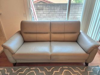 Leather sofa s set for sale (full couch x 1 and love seat x 1)