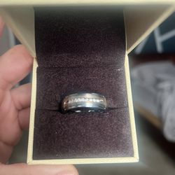 Men’s Wedding Band
