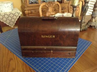 Singer Sewing Machine