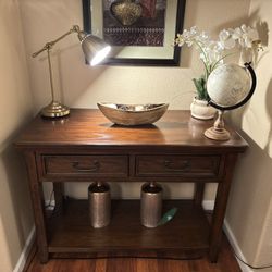 Entrance Table