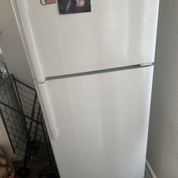 $70 White Refrigerator 