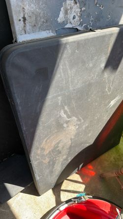 Free folding tables