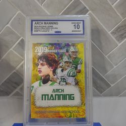 2019 ARCH MANNING  CCG 10 GEM MINT GOLD CRACKED ICE   ISDOR NEWMAN HS LIMITED ED