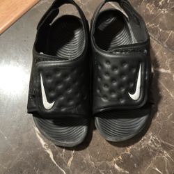 Nike Boys Sandal 9c