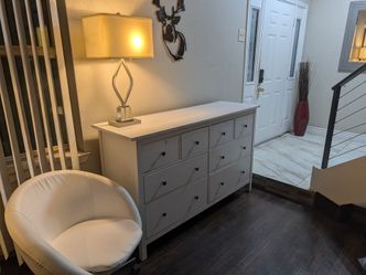 White 🤍 Dresser
