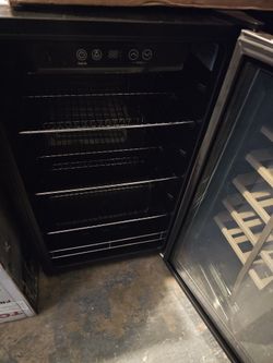STAINLESS STEEL BEVERAGE COOLER......115 CAN CAPACITY....$ 140