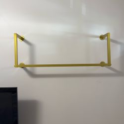 Clothes Hanger