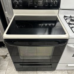 Kenmore 30 Inch Electric Stove Five Elements Gray And Black 