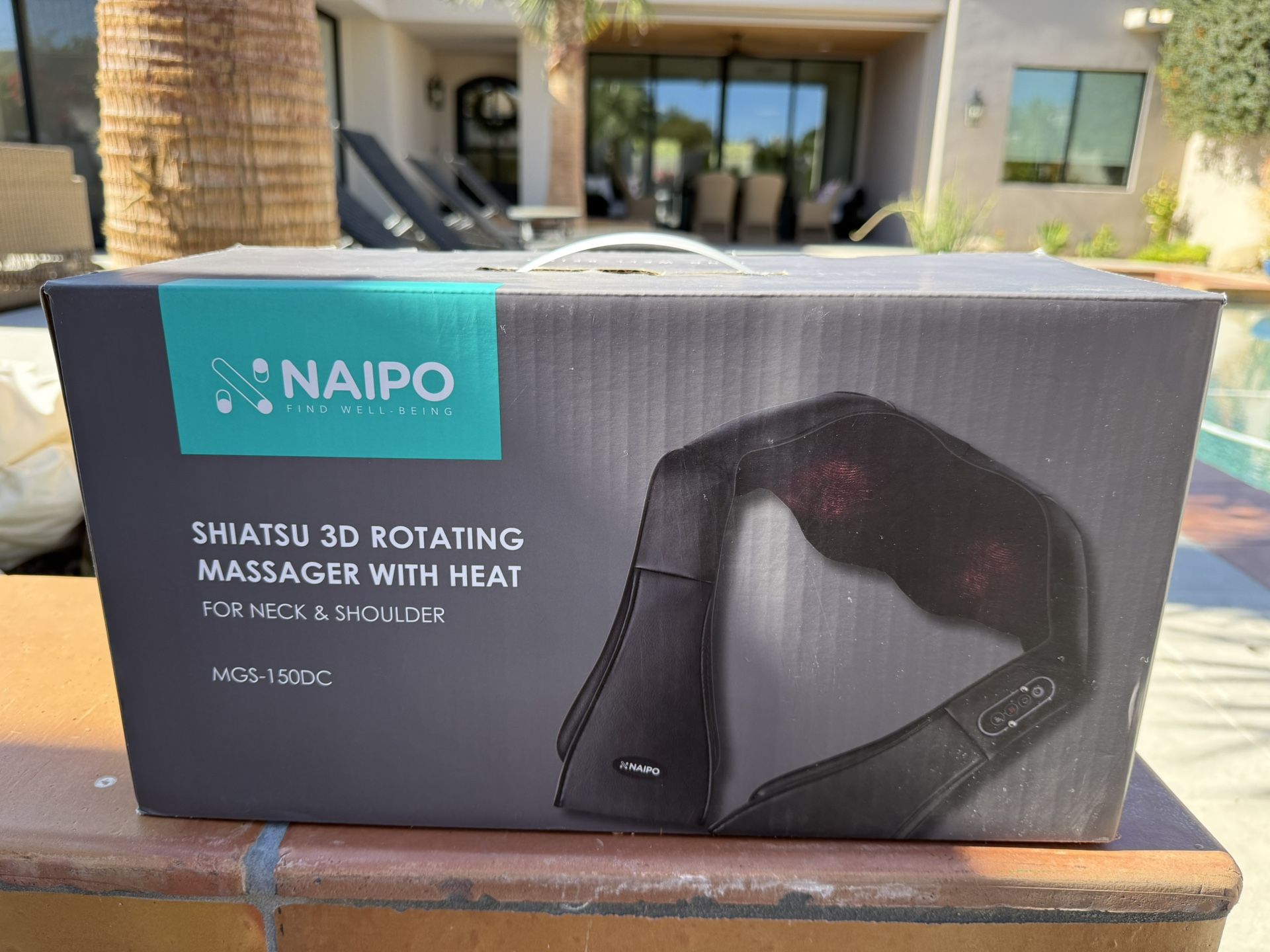 Shiatsu Neck and Shoulder Massager with Heat