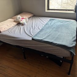 Bed frame + Mattress