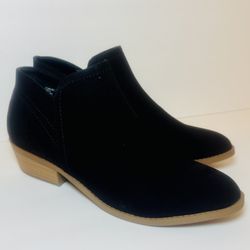 Time and Tru Women’s Core Black Ankle Shoes, Size 8 (USA) / 25 (MEX), NWT, Memory Foam