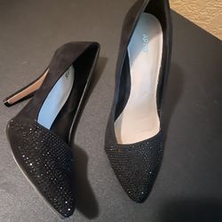 apt9 med heels
