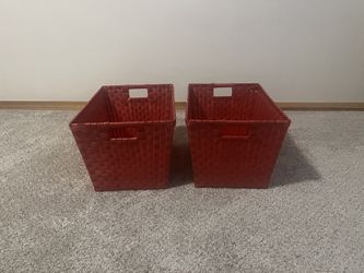 Basket  Excellent Condition  2/$15
