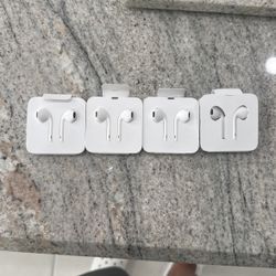 Apple Earbuds - CORDED 