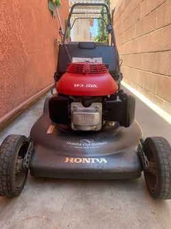 Honda Harmony II HRR216 Gas Lawn Mower