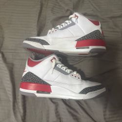 Air Jordan 3 Fire Red Sneakers