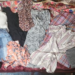 Womens S/M Clothing Bundle 