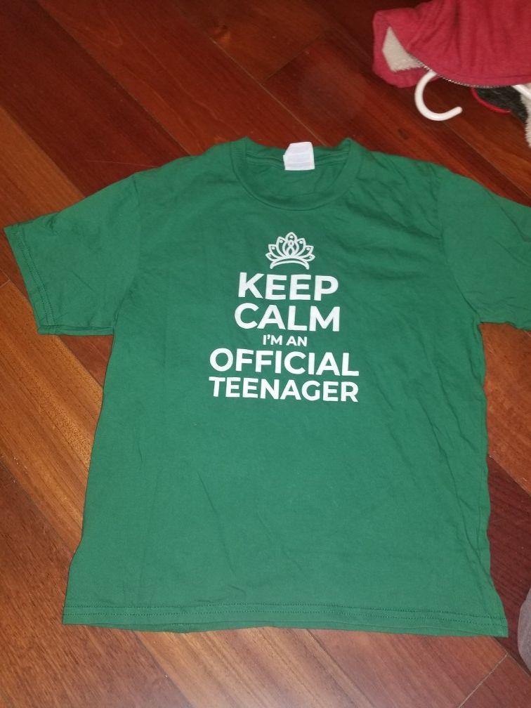 Girls shirt - for a petite teen