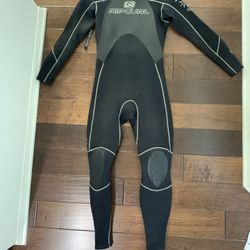 RIP CURL WET SUIT 3/2 Size: Small