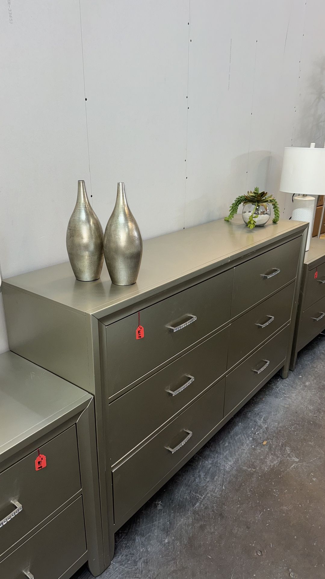 6 Drawer Dresser (FREE DELIVERY 🚚)