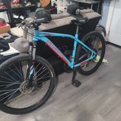 Bisicleta Specialized 