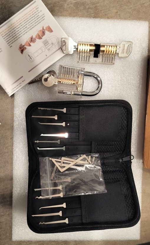 Professional Household Tool Set Kit/ stainless steel/new open box 👍👍