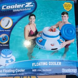 😉NEW FLOATING WATER COOLER. KEEP YOUR DRINKS COLD.  ALSO HAS 6 CUP HOLDERS ON THE OUTSIDE AND HANDLES TO HOLD ONTO.