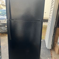 Good Conditions Refrigerator 