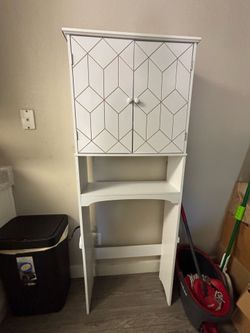 Bathroom storage