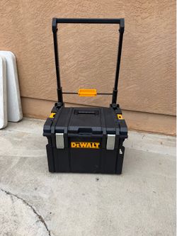 Dewalt pack out rolling box asking $120 thanks