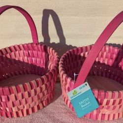 2 new Decorative pink baskets