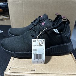 New Adidas Womens NMD Size 7.5