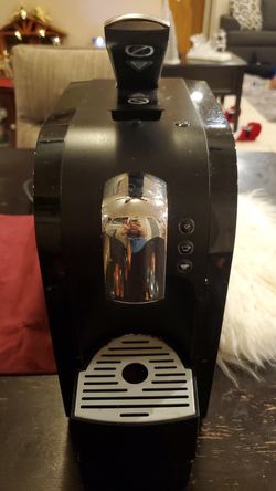 Verismo coffee machine plus coffee pods