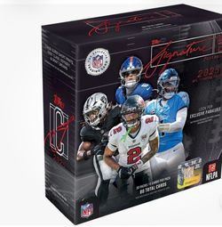 TOPPS SIGNATURES MEGA BOX football