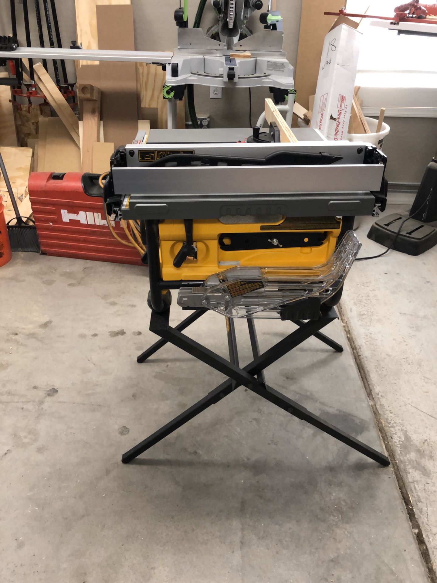DeWalt 7480 Table Saw and Stand for Sale in Queen Creek, AZ OfferUp
