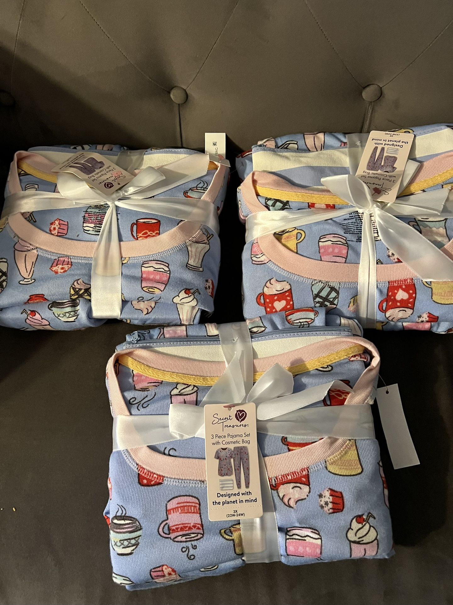 3 Piece  Pajama Set Cosmetic Bag 3x ( 22W-24W)