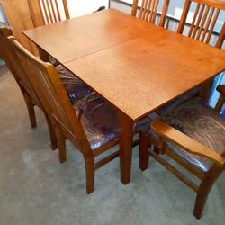 Antique Oak Table And Chairs 