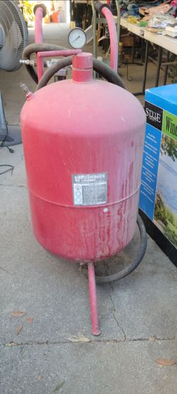 Central Pneumatic Abrasive Blaster