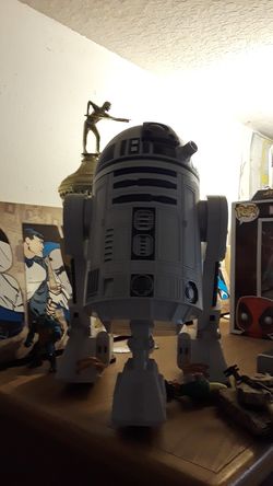 R2-D2