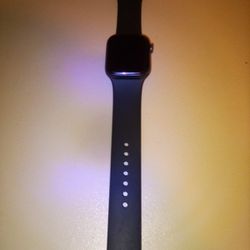Apple Watch Series 5 (GPS + Cellular)