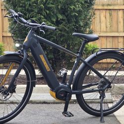 E-bike Mid-drive Diamondback Union 2 electric bike