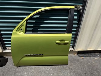 2016-2023 TOYOTA TACOMA LEFT DRIVER LH SIDE DOOR OEM ASSEMBLY
