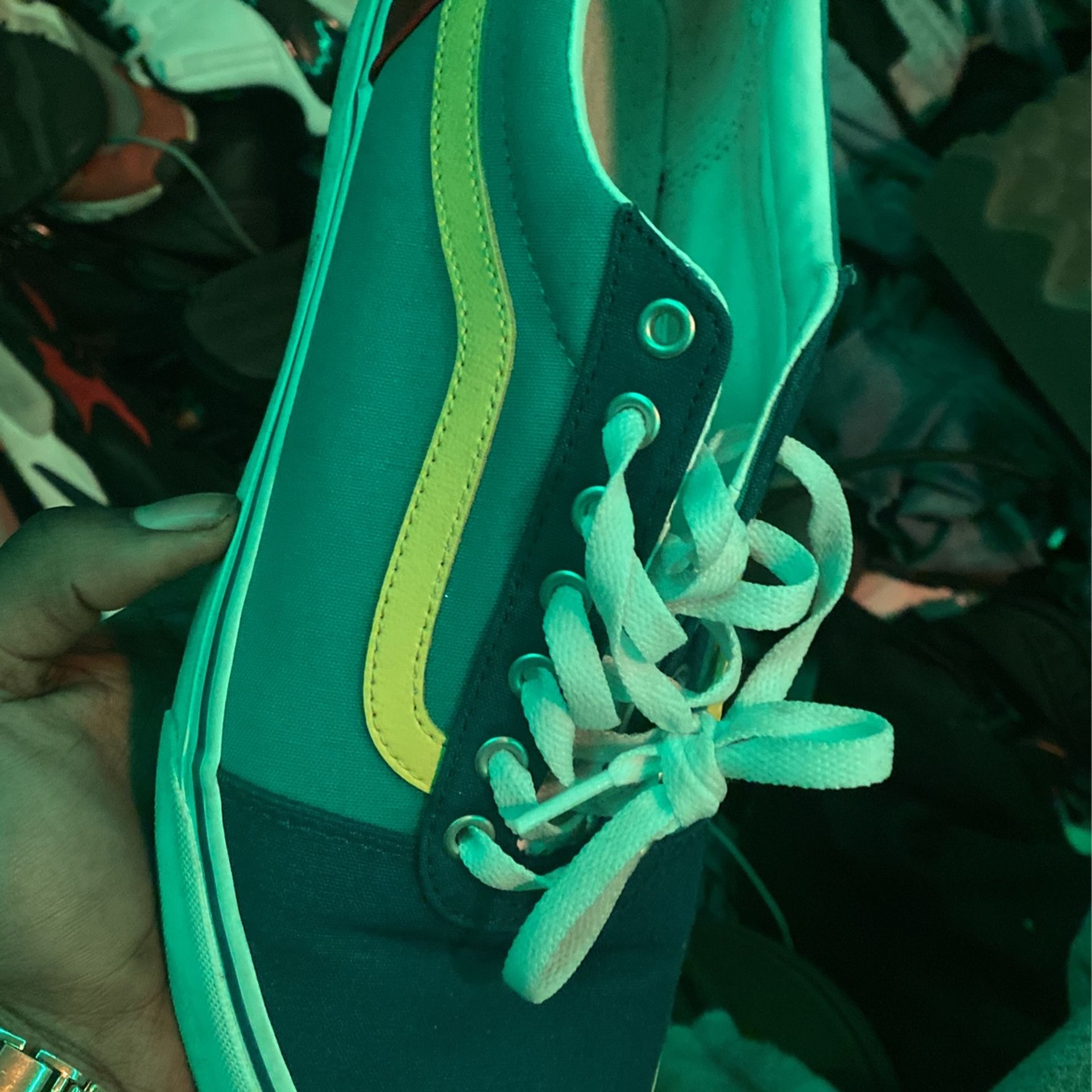 Vans 