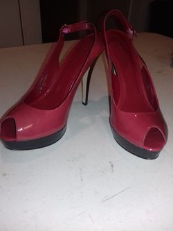 Red heels size 9